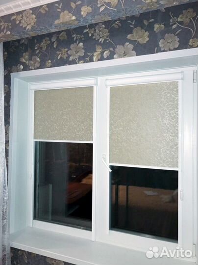 Жалюзи и рулонные шторы для балкона