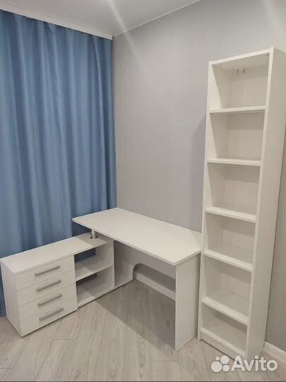 Компьютерный стол белый, новый в наличии