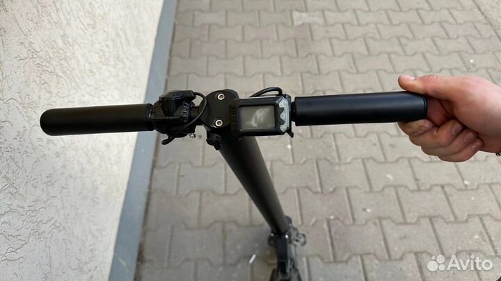 Самокат электрический