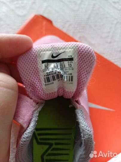 Кроссовки nike 23р
