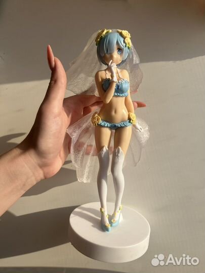Аниме фигурка рем