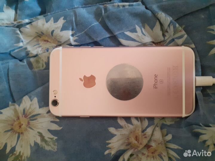 iPhone 6S, 64 ГБ