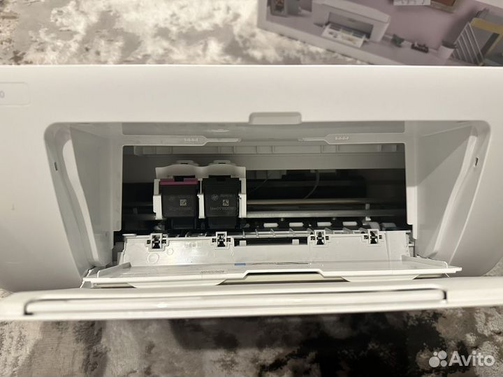 Цветной принтер HP DeskJet 2710