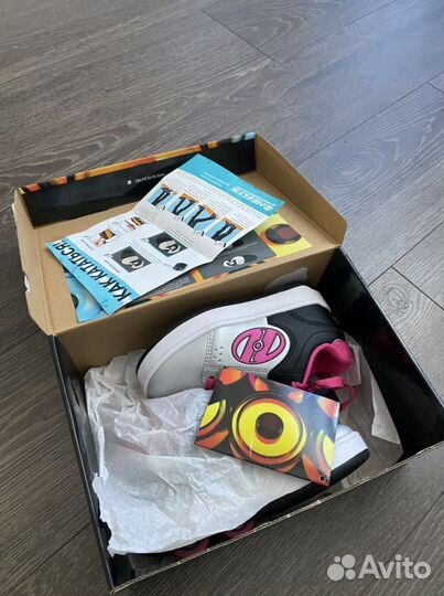 Роликовые кроссовки heelys новые 30