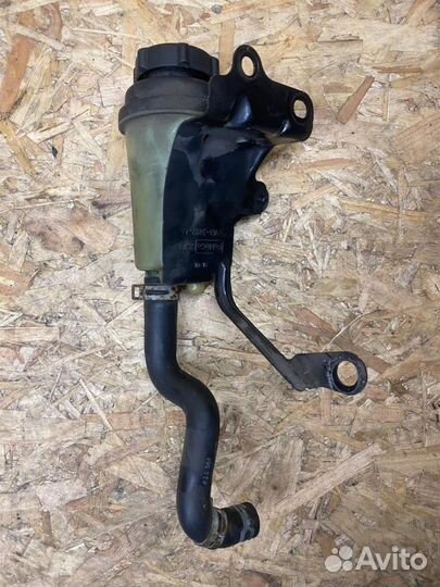 Бачок гидроусилителя Ford Focus 3 рест. 2016 1.6