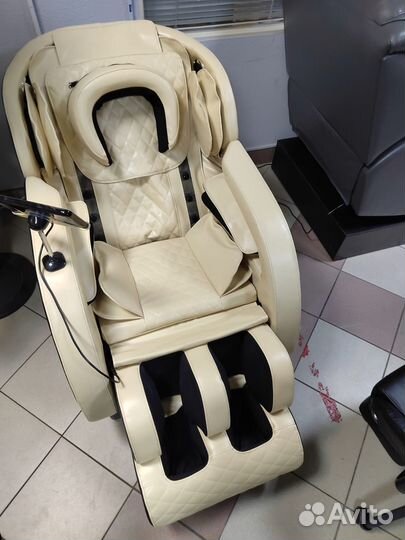 Массажное кресло