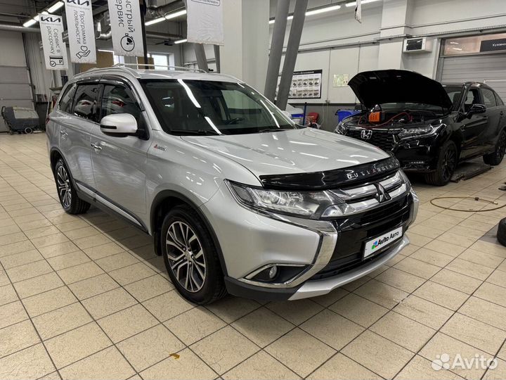 Mitsubishi Outlander 2.0 CVT, 2016, 120 000 км