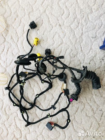 Жгуты на двери перед и зад Passat b6