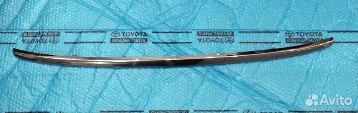 Молдинг решетки бампера Хайлендер 2 Оригинал