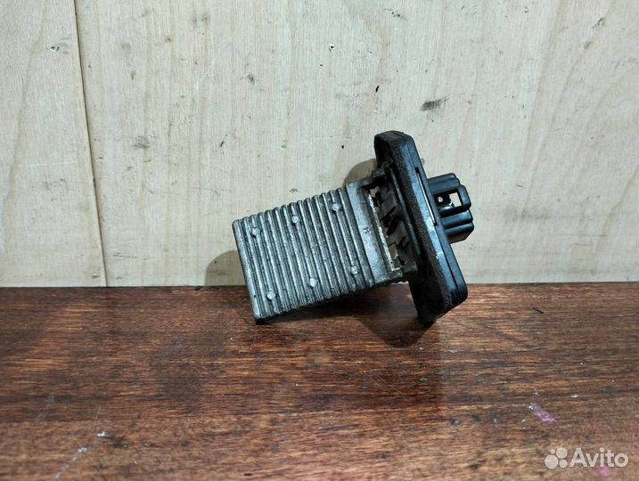 Резистор печки Chevrolet Lanos (ящик 08)