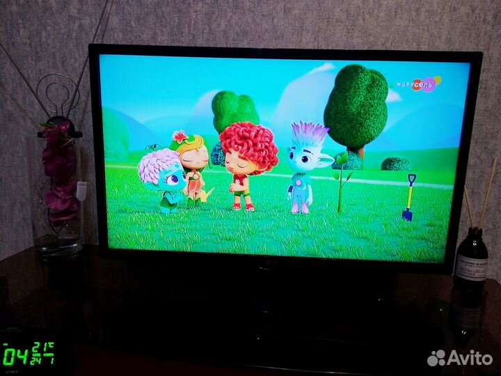Телевизор LG 32 смарт