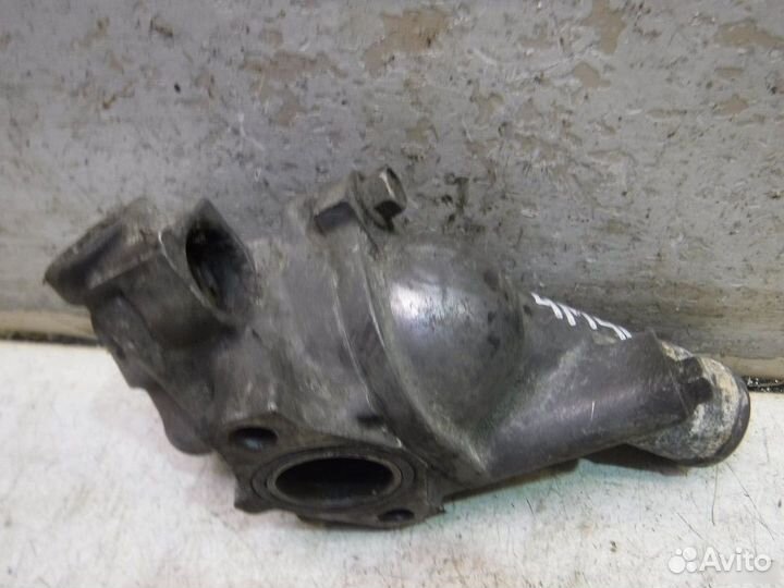 Корпус термостата Mitsubishi Pajero 2 2.8TD