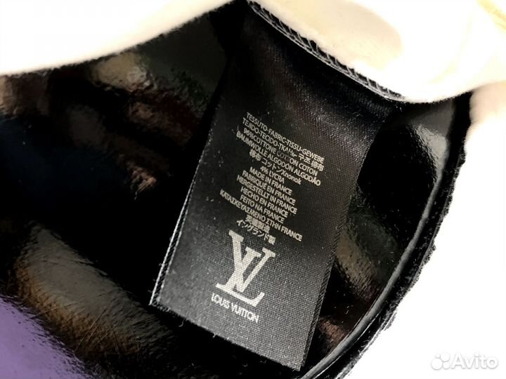 Летний костюм Louis Vuitton