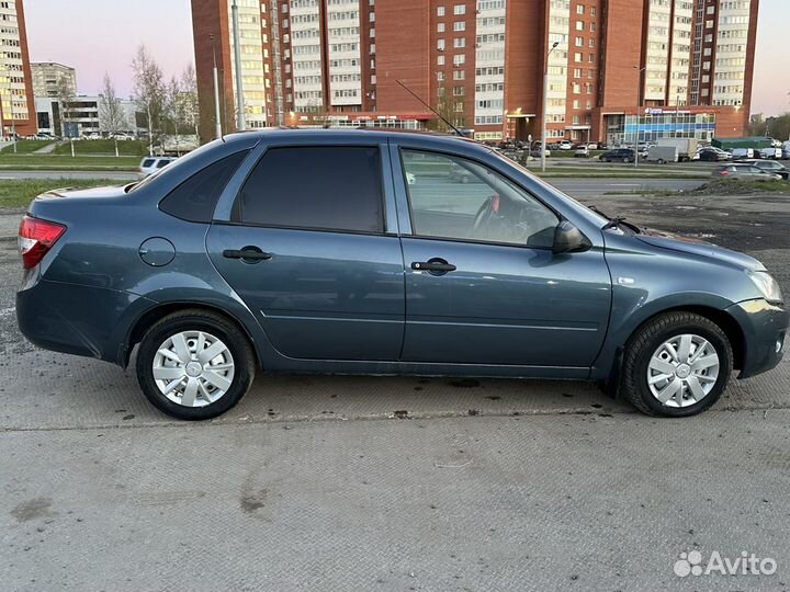 LADA Granta 1.6 МТ, 2014, 106 300 км