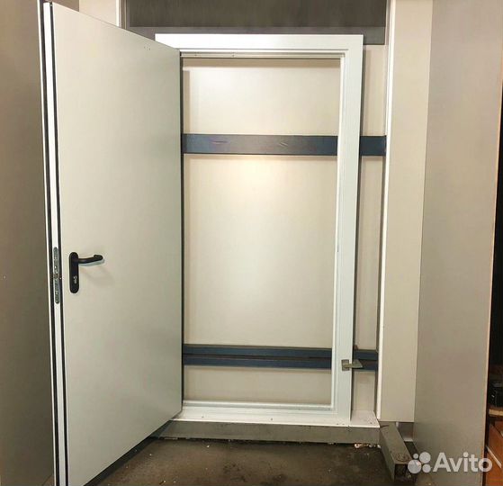 Дверь металлическая