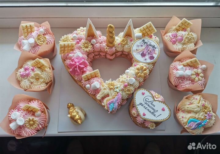 Торт медовик, цифра, сердце