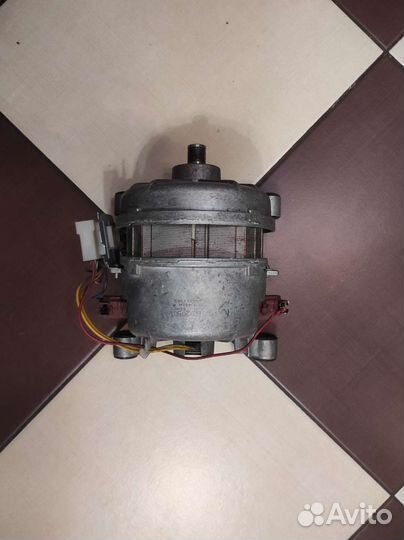 Двигатель стиральной машины
