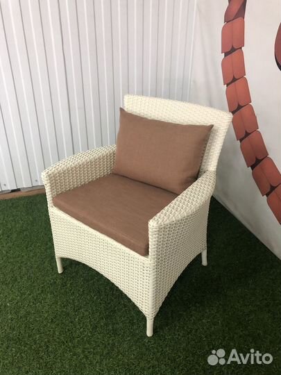 Кофейный комплект из ротанга