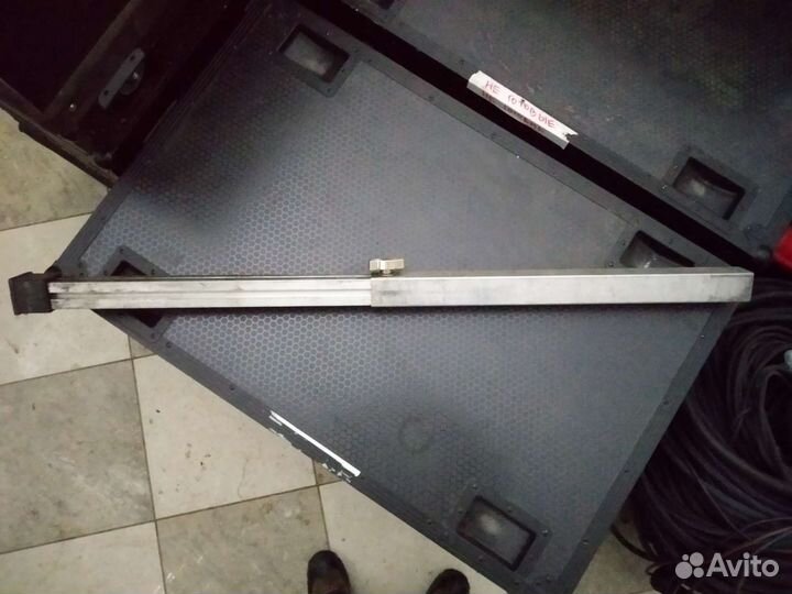 Телескопические опоры для европодиума