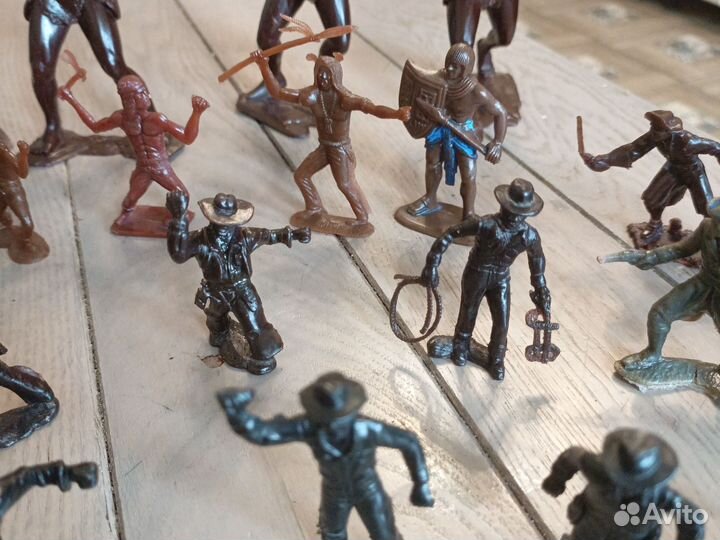 Солдатики пластмассовые СССР