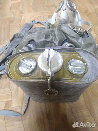 Противогаз ип5