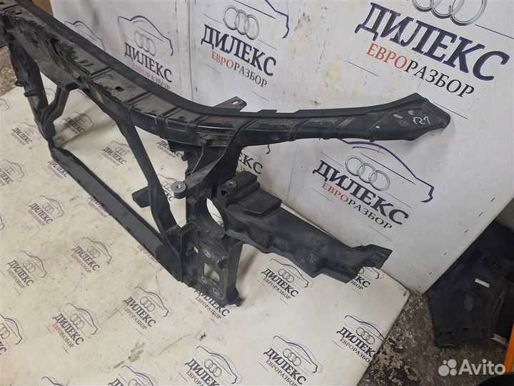 Панель передняя Audi Q7 2005