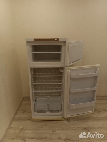 Холодильник бу indesit