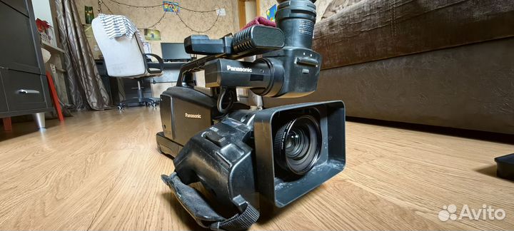 Цифровая видеокамера Panasonic AG-HMC84ER