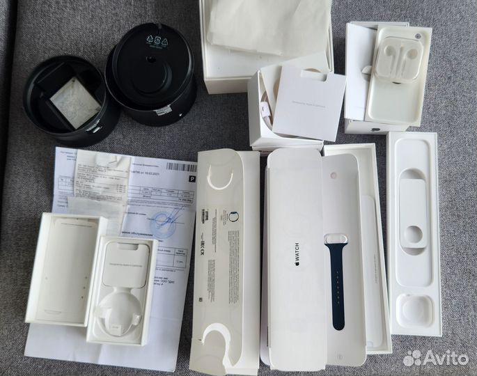 Коробки от техники Apple