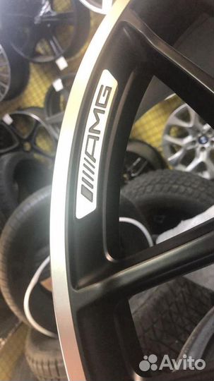Комплект копия кованых дисков AMG R22 W463 (new)