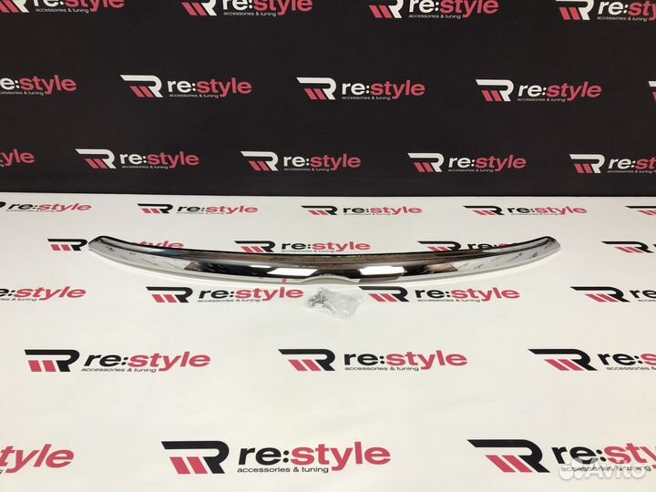 Молдинг капота Toyota Camry 50/55 14-17г Хром