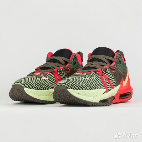 Кроссовки Nike LeBron Witness 7 Alligator