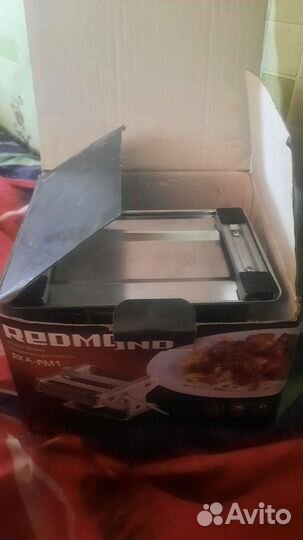 Машина для пасты redmond новая