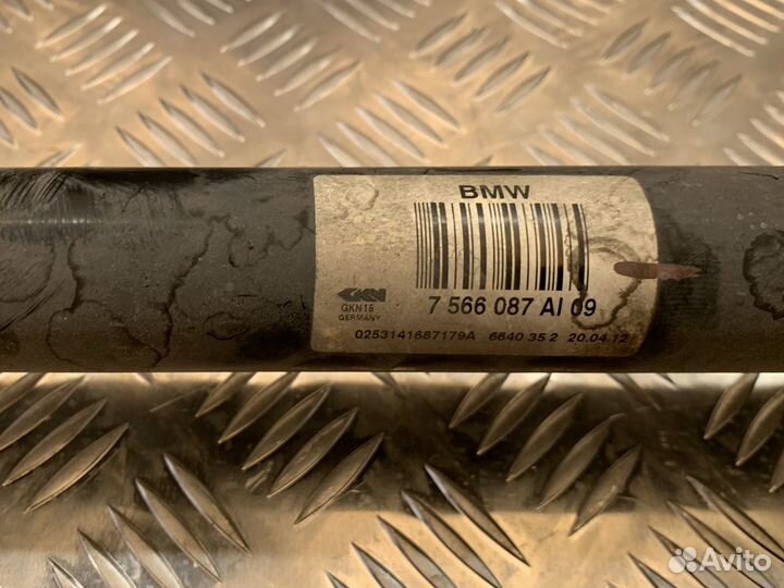 Задняя левая полуось BMW F01 F07 F13 50i