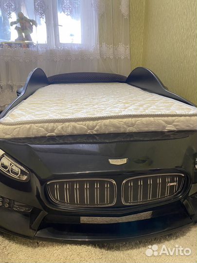 Кровать машинка