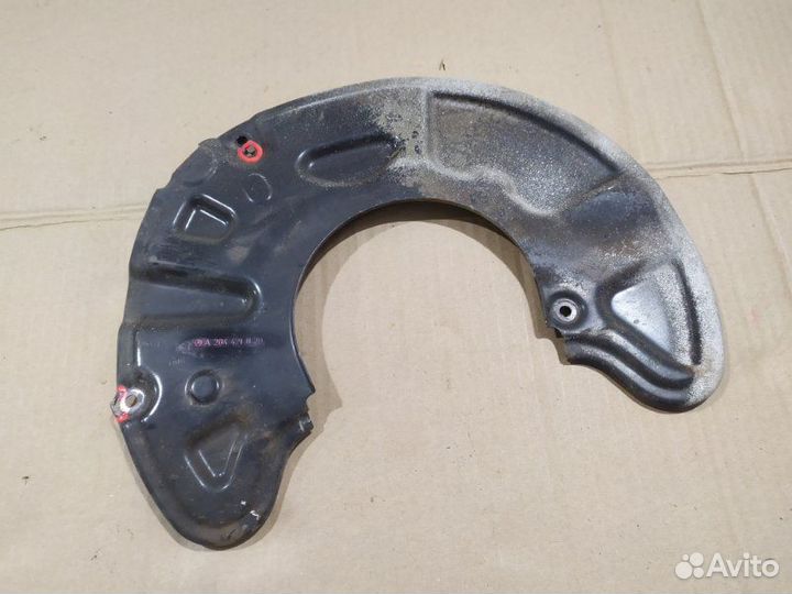 Пыльник тормозного диска передний левый Mercedes