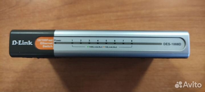 Коммутатор D-Link DES-1008D