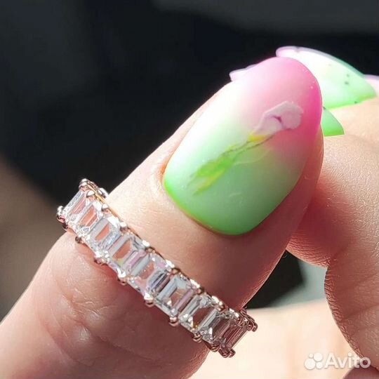 Маникюр,педикюр, ламинирование,наращивание ресниц