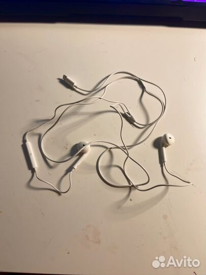 Наушники earpods