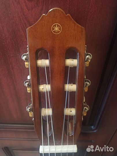 Гитара Yamaha c40