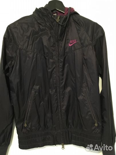Женская ветровка Nike
