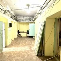 Продажа части здания в центре города, 11462 м², Донецк (Донецкая область)