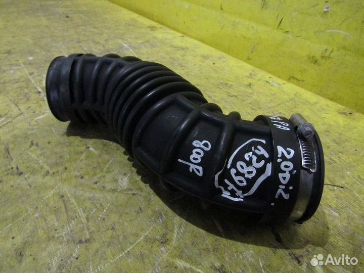 Воздушный патрубок Opel Antara 06-10г 16824