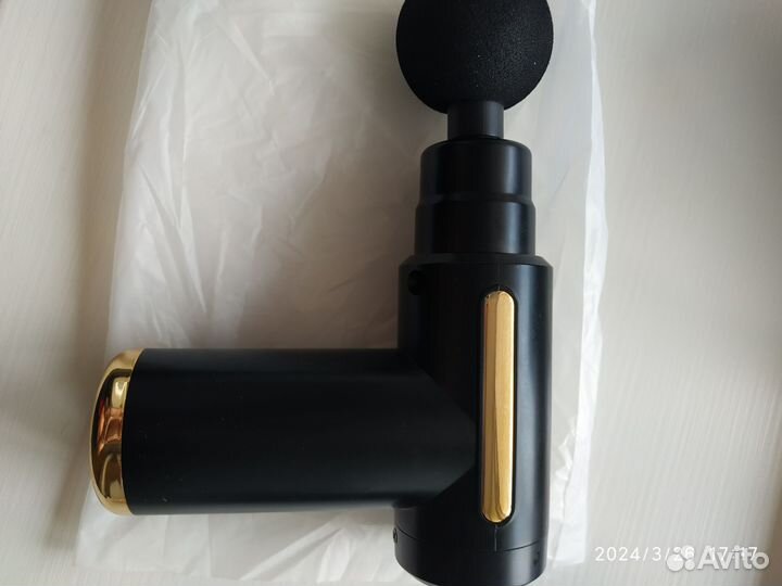 Перкуссионный массажер для тела