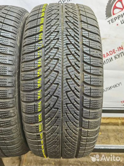 Goodyear UltraGrip Performance 225/40 R18 92M