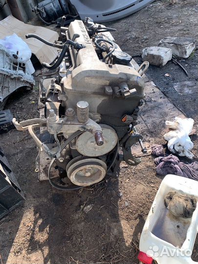 Двигатель mazda familia 1,5 zl01