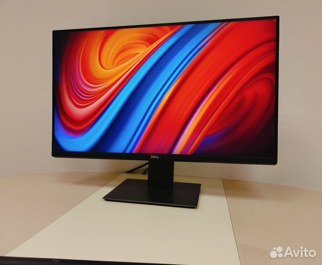 Монитор Dell P2720DC 27