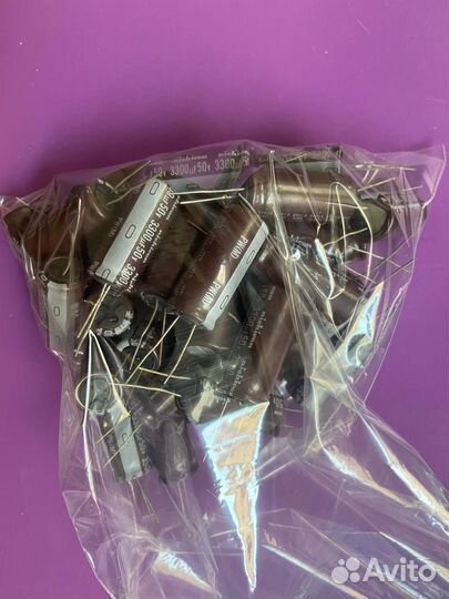 Конденсаторы Nichicon 3300 мкФ 50 вольт