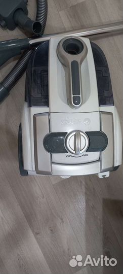 Пылесос с аквафильтром