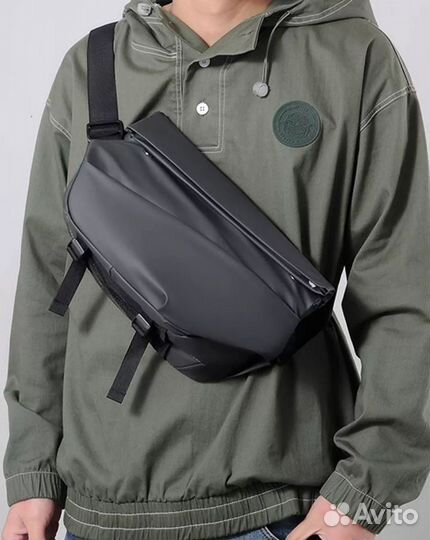 Новая. Сумка. Бананка